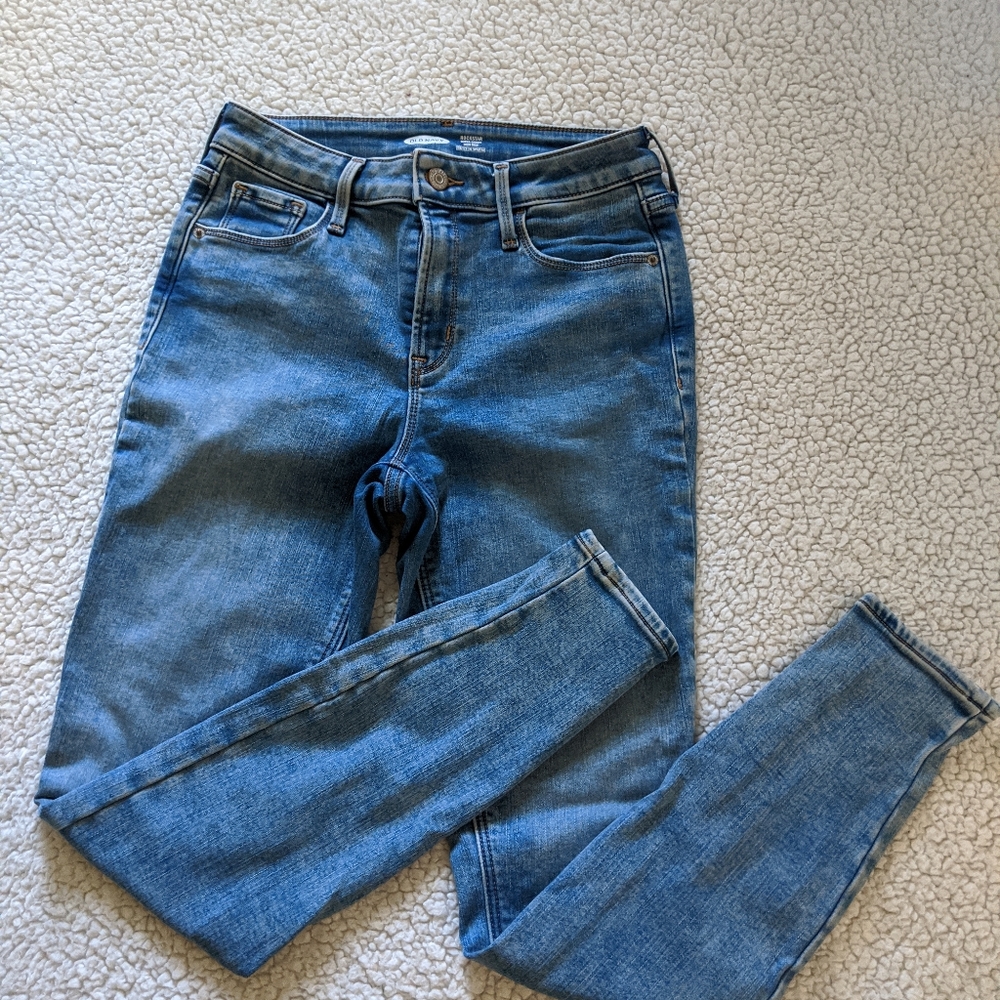 Old Navy Rockstar high rise skinny jeans size 4